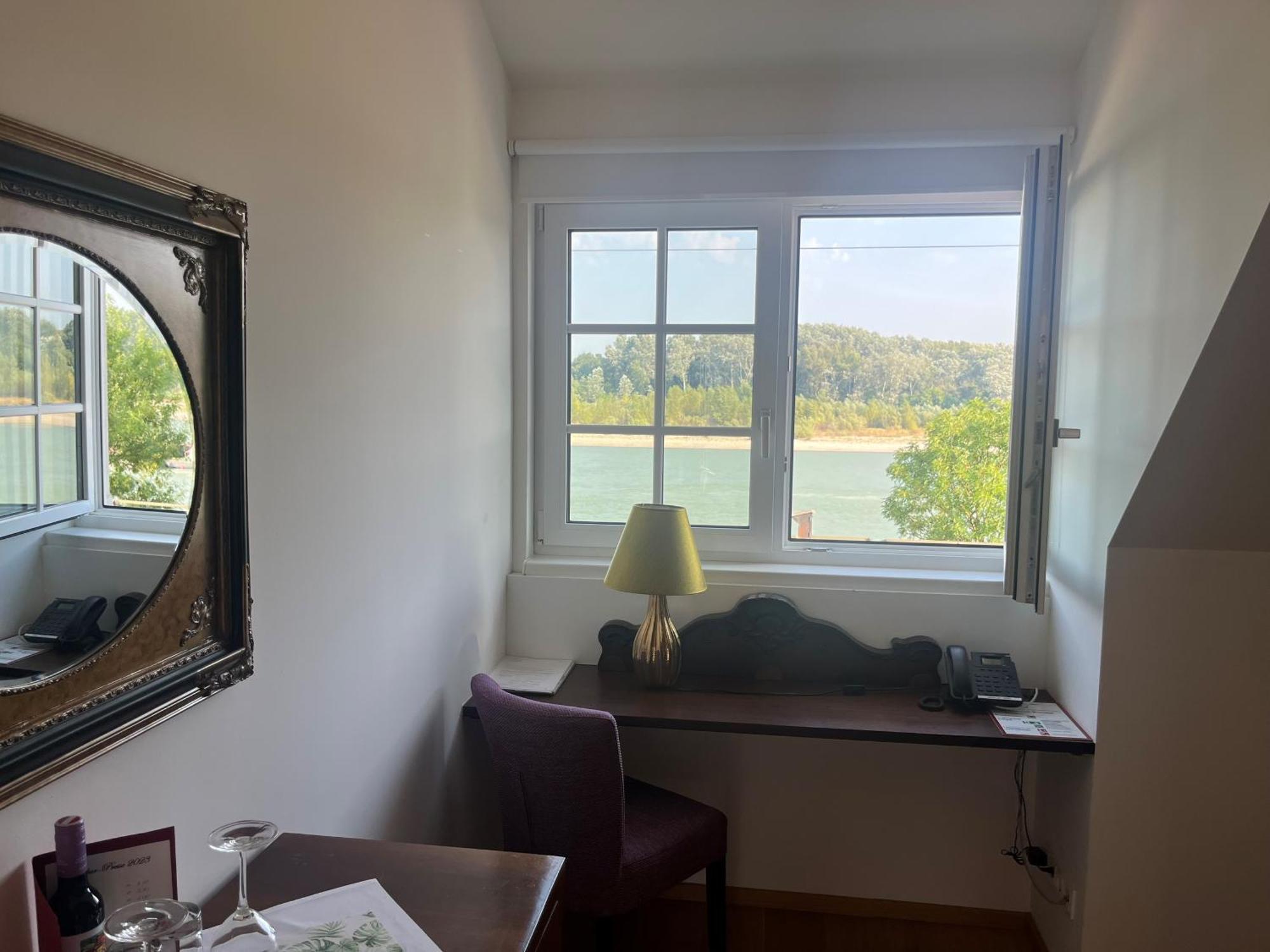 Gasthof Zum Goldenen Anker Hainburg an der Donau Exterior foto